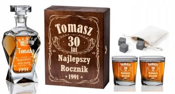 Engraved Whisky Decanter and Glasses in Wooden Gift Box for Birthdays
